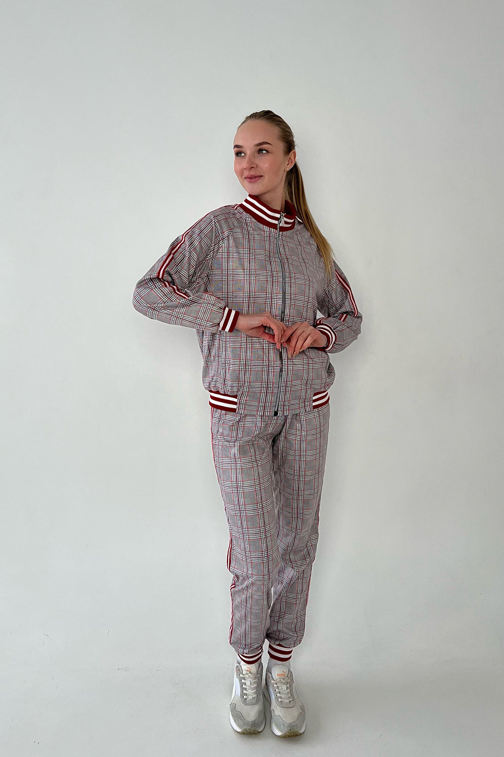Women's Tracksuit Set in Grey