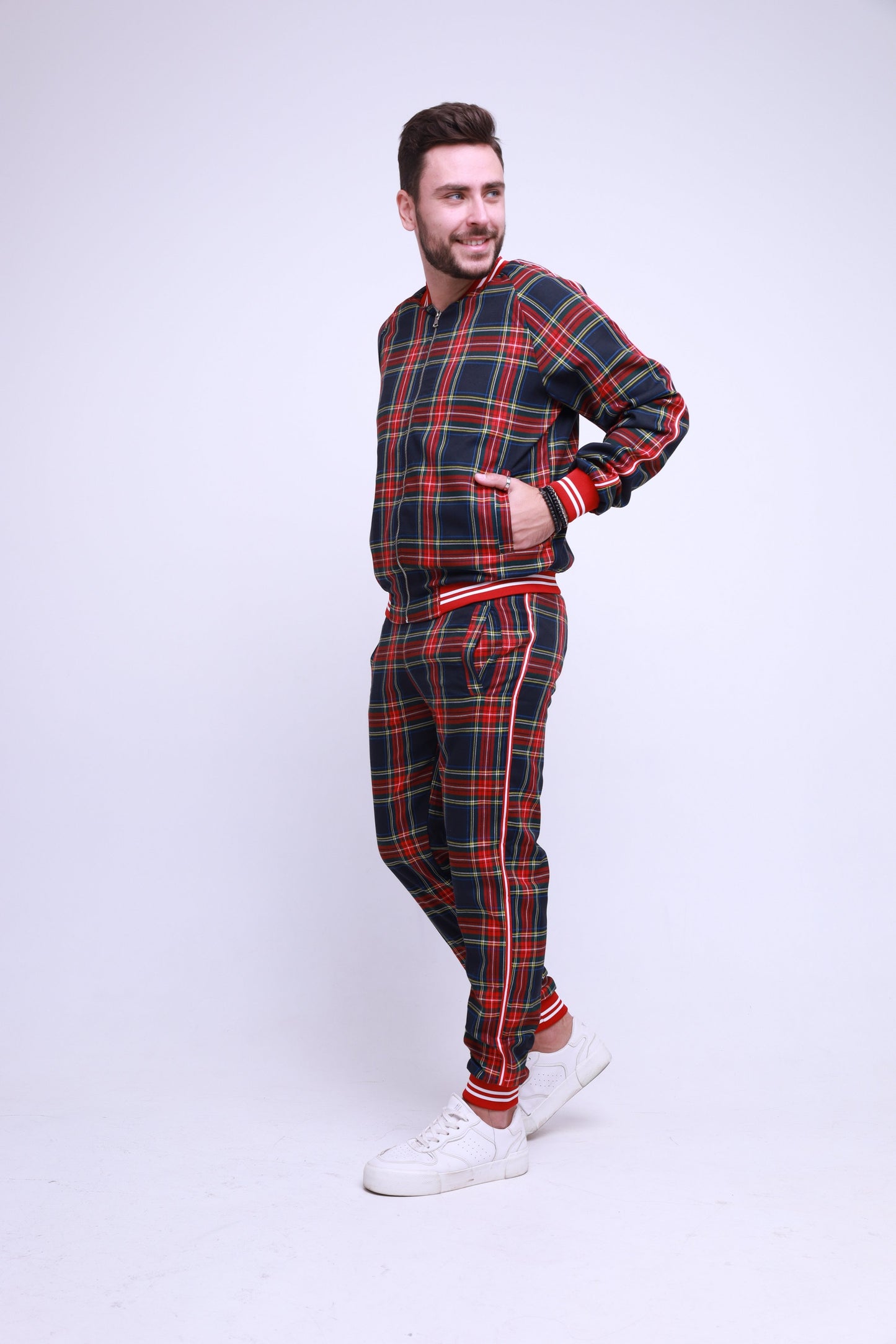 The Gentlemen Tracksuits Plaid Tracksuit Set in Red Blue