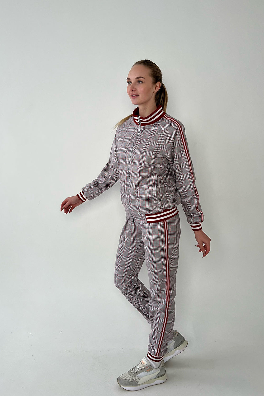 Women's Tracksuit Set in Grey